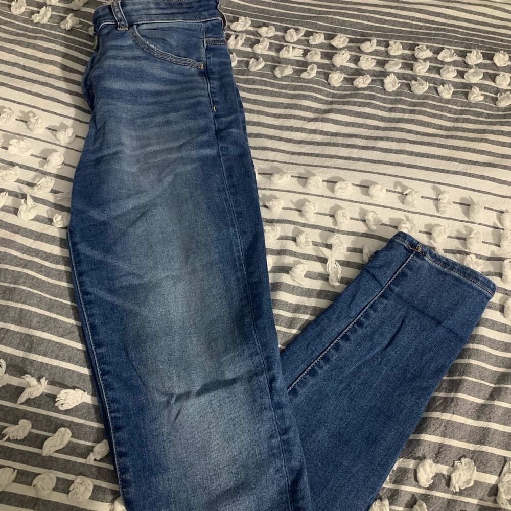 Women’s jeans